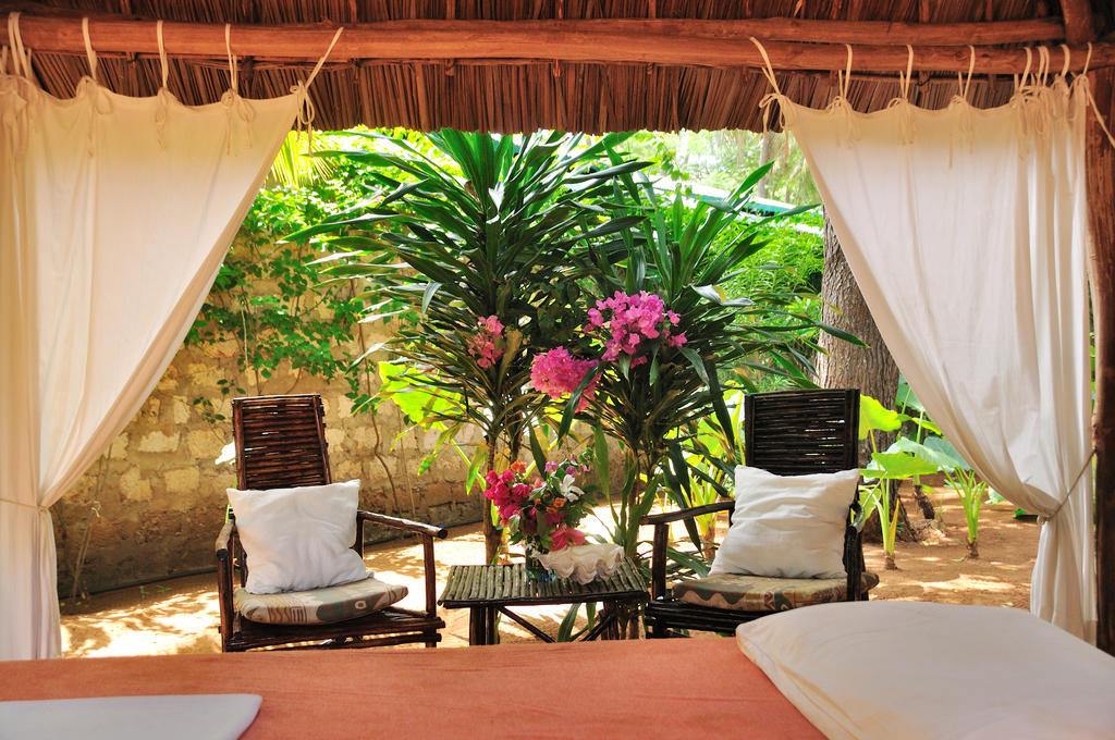 Mimi Na Wewe...In Africa Hotel Watamu Exterior photo
